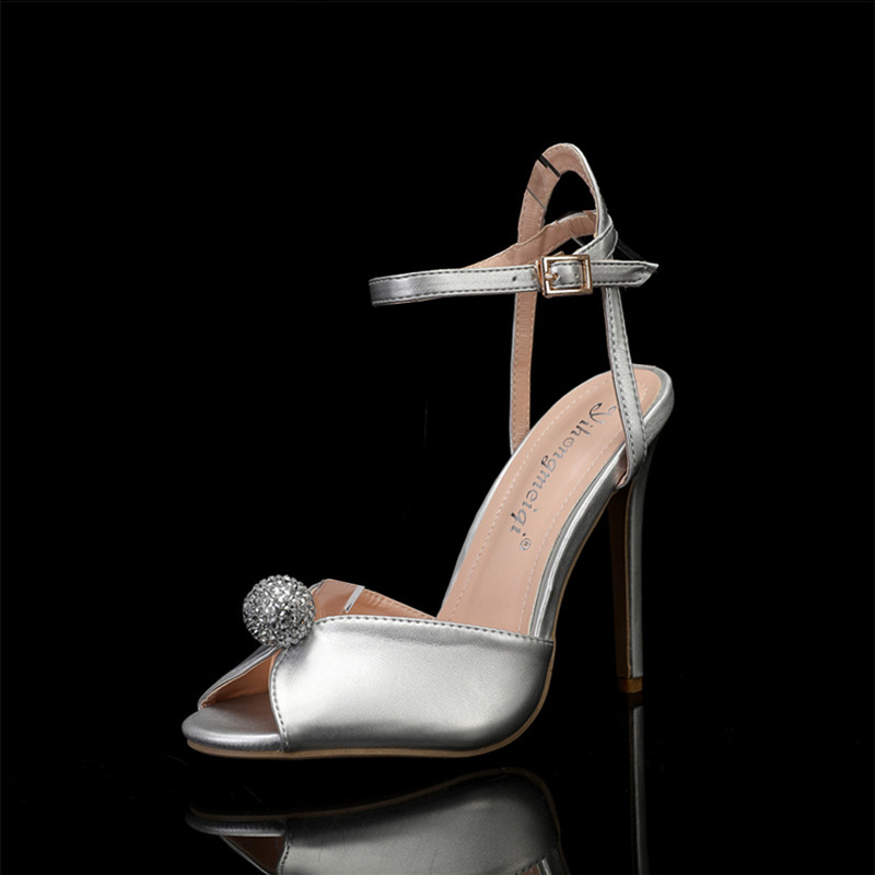 Nuove Scarpe da Donna di Lusso - Luxury Lifestyle Shoes recensione e prezzo